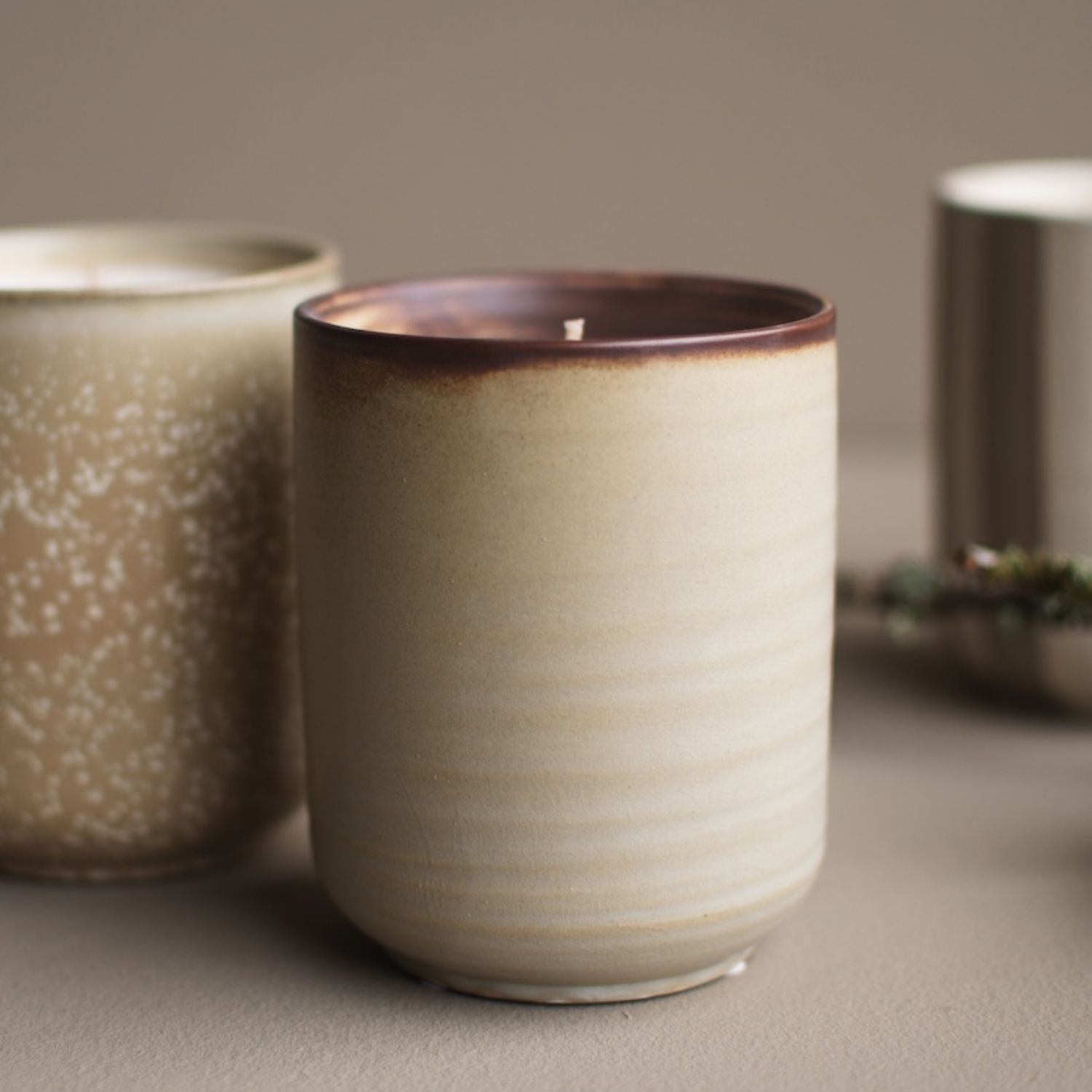 Duftkerze Burn - creme/brown