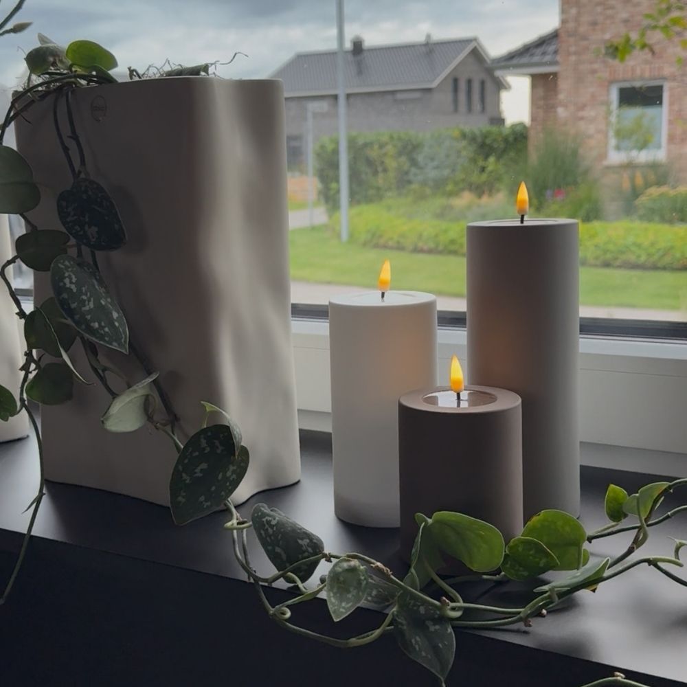 LED Stumpenkerze 7,5x10 - Weiß